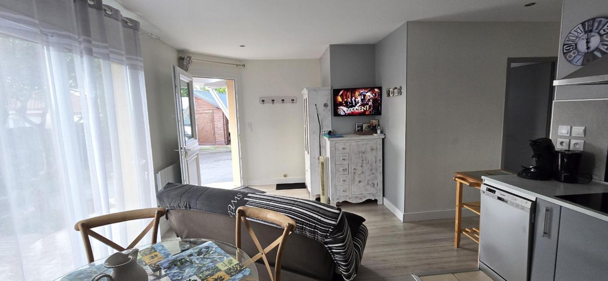 Welcome Logement Avec Terrasse Proche Bordeaux Saint-André-de-Cubzac Esterno foto
